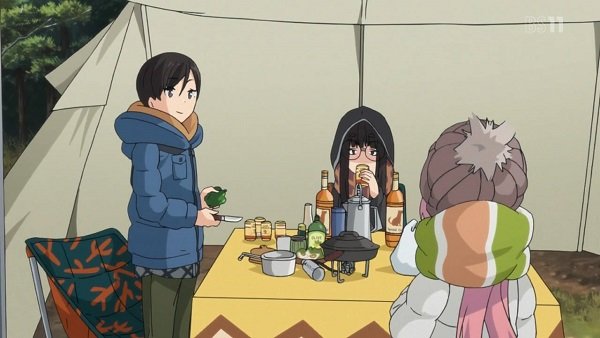 摇曳露营中文版实机画面
